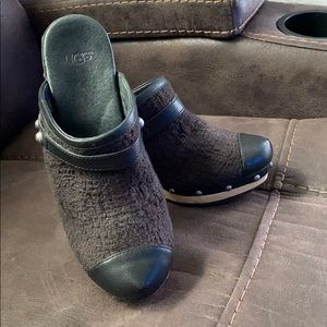 UGG Australia black Jolene Mules Clogs